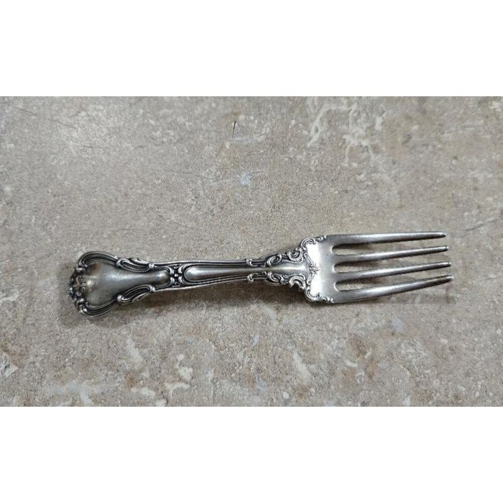Gorham Sterling Silver Chantilly Pattern Baby Fork 25.8 Gr. No Monogram